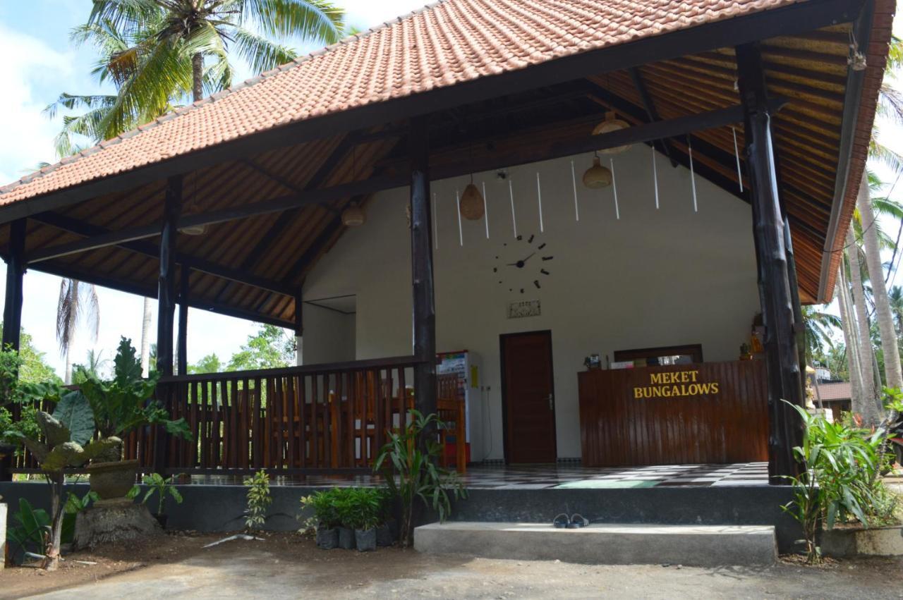 Meket Bungalows Toyapakeh Exterior photo